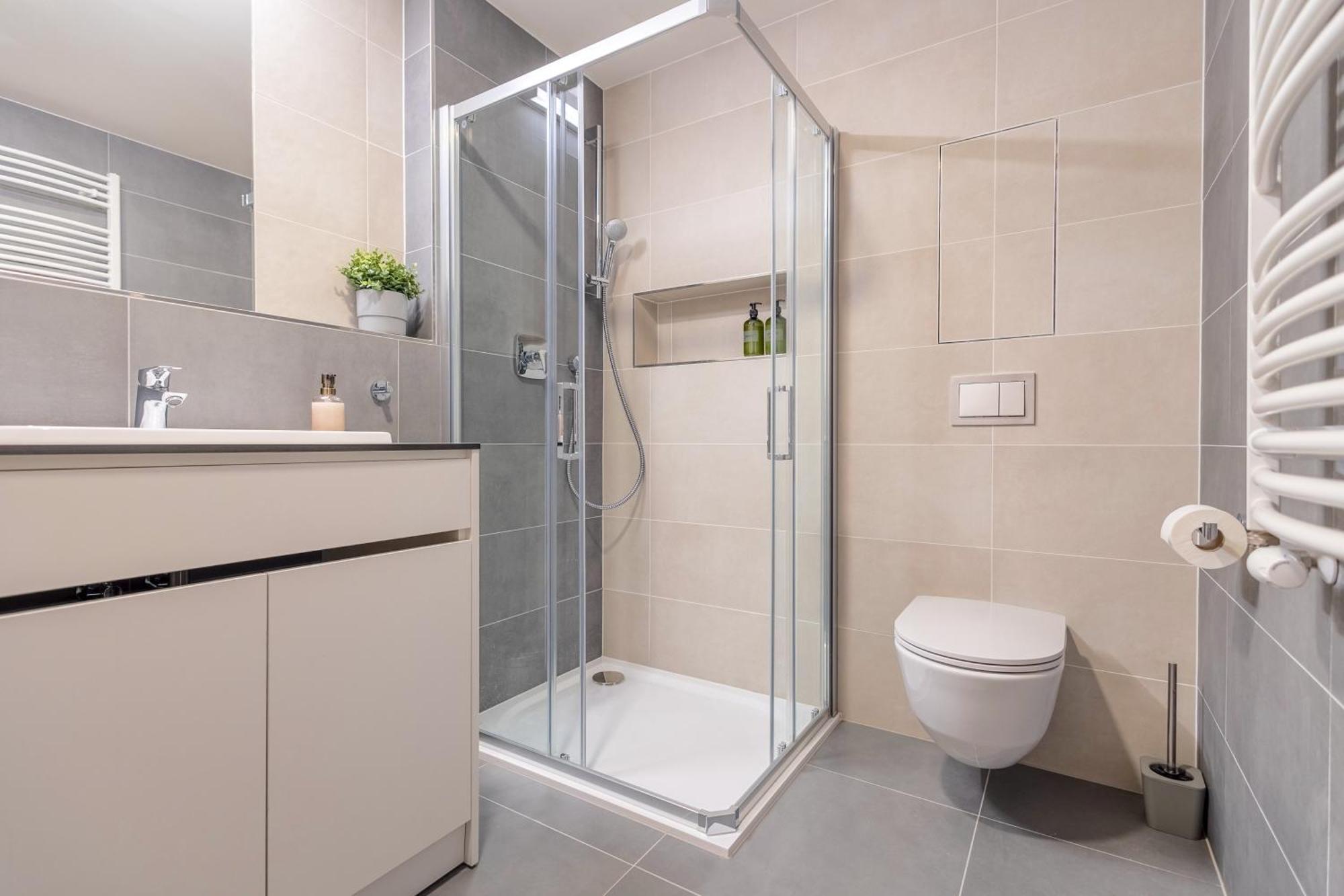 Апартаменты Bright 2Br - 5Th Floor, Balcony, Free Parking By Gravity Прага Экстерьер фото